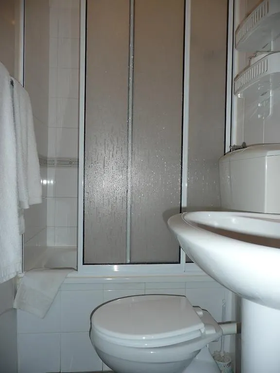 Pensao Prata Guest House Lisbon